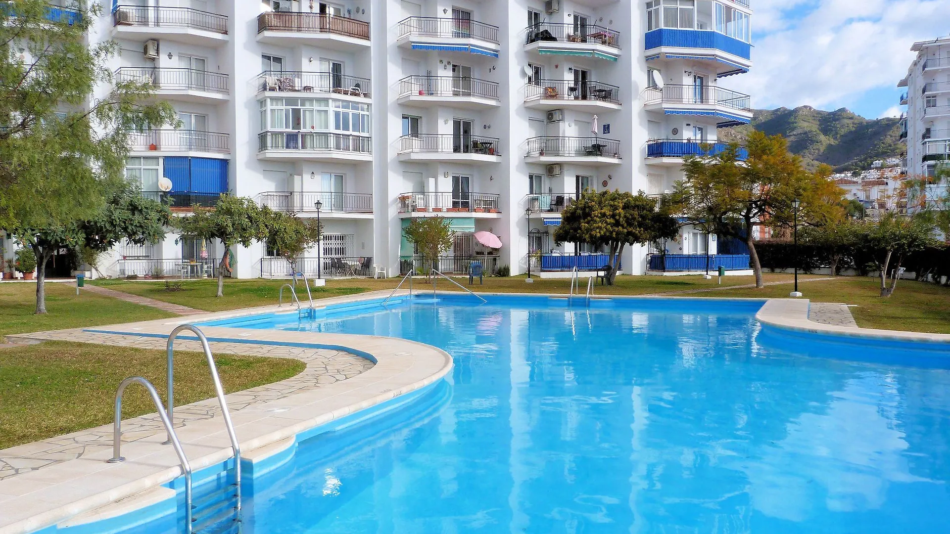 Almijara Nerja Apartment